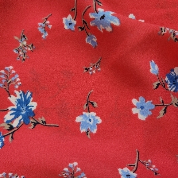 Sienna Sky Floral Front Tie Knot Top - Picture 3 of 5